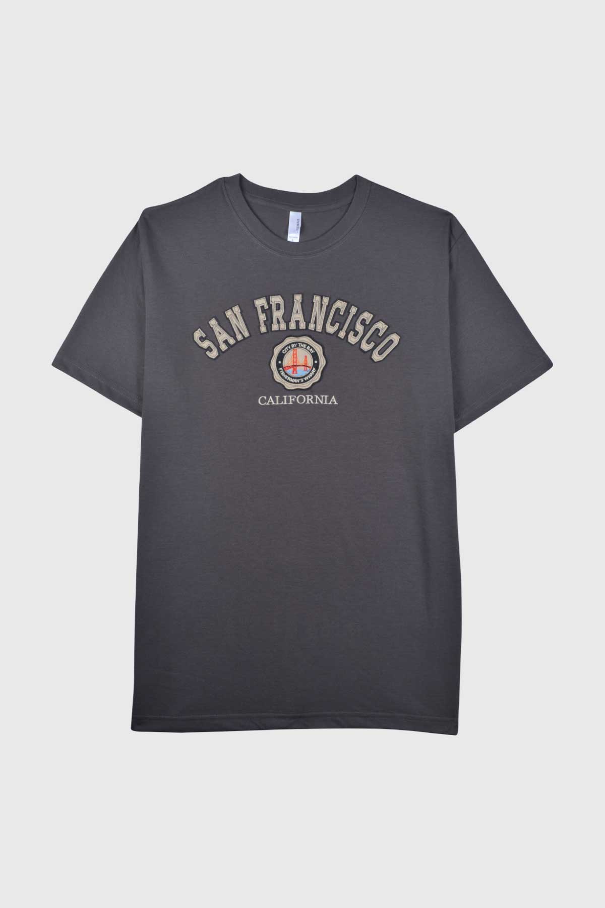 Regular fit, crewneck t shirt with preppy San Francisco stitched letters. Tourist, travel gift. Round neck, California shirt.